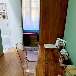 Apartament 2 Via Fabio Mangone, Mediolan